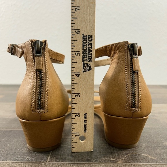 NEW Eileen Fisher Brown Leather Wedge Sandals - Picture 2 of 8